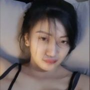 Ema Gadis manis uting nongol