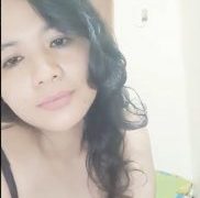 Anggun remas gunung kembar desah enak