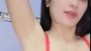 Sherin ajak Pascol Joget bareng Beha Merah Sexy